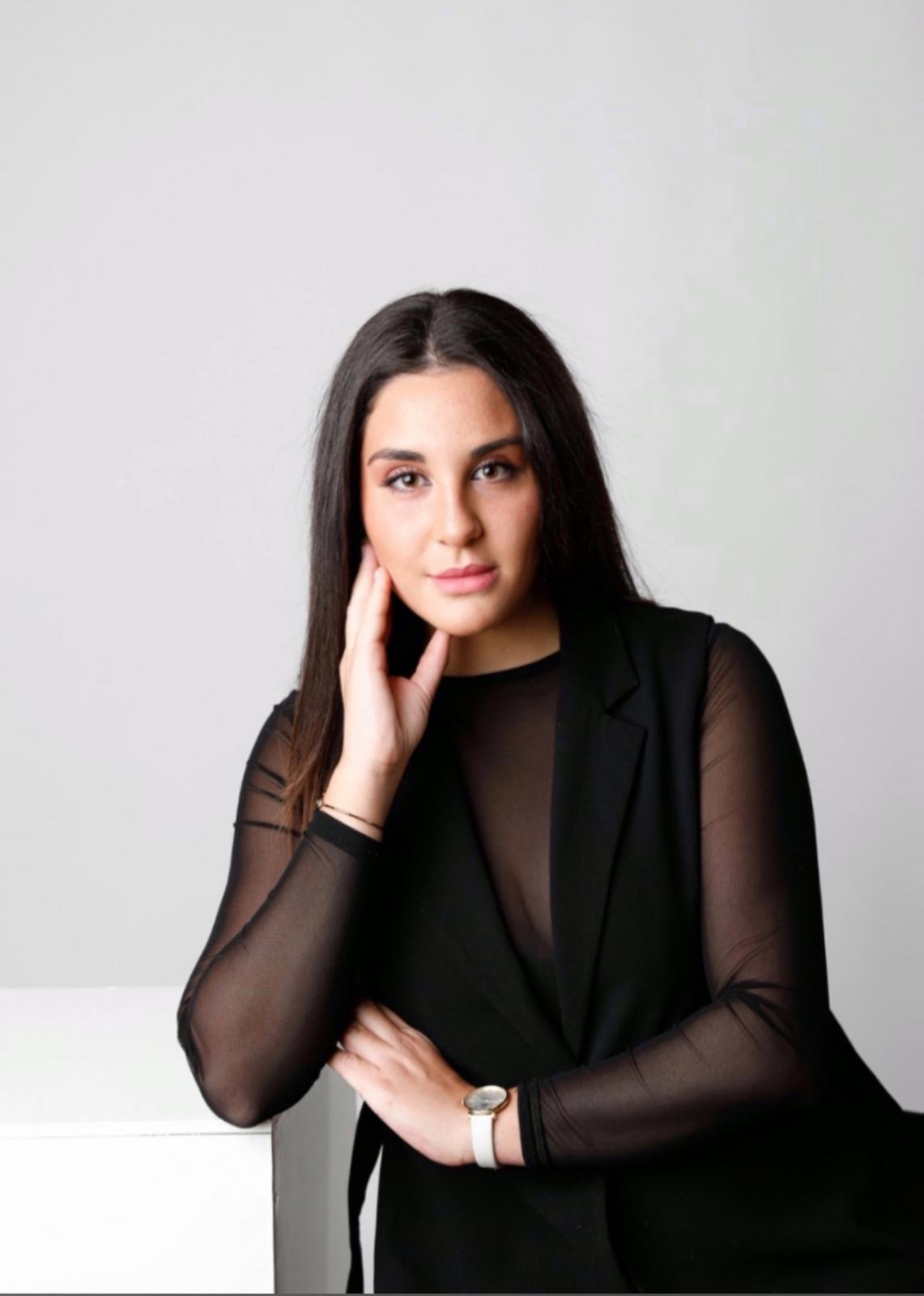 Valeria Rodríguez, esteticista profesional